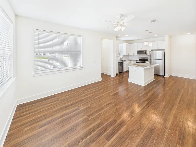 1141 Champion Way #25-101 — Photo 2