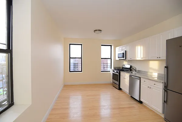 Rented by Newcastle Realty Services | media 2