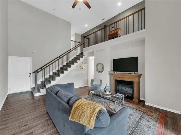 21818 W 123rd Ter, Olathe, KS 66061