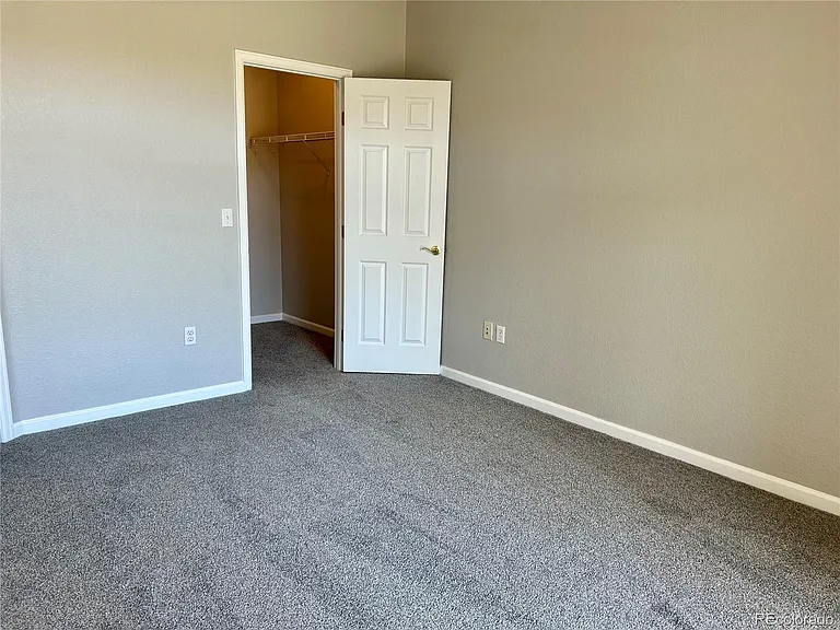 7440 S Blackhawk St #203 — Photo 11