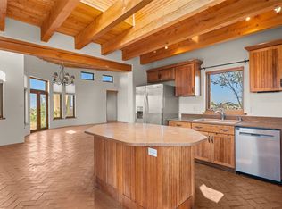 3 Antigua Rd, Santa Fe, NM 87508