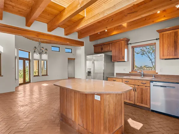 3 Antigua Rd, Santa Fe, NM 87508