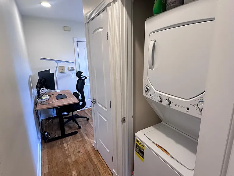 1728 N Wilmot Ave #3E — Photo 8