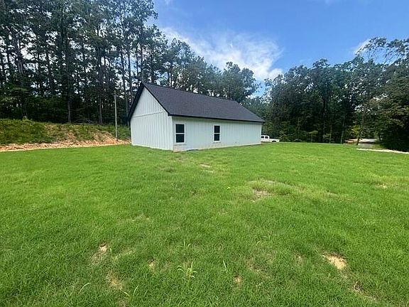 5th image of 205 Pine Lake Dr