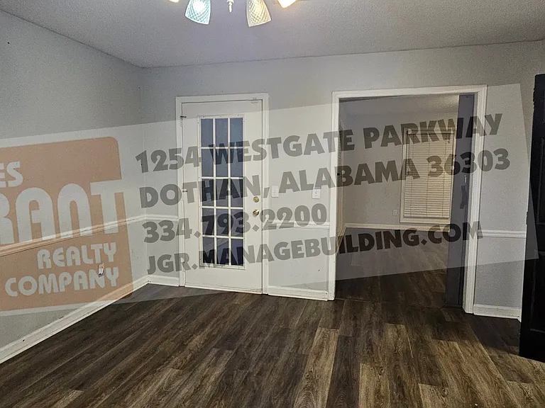 211 Plantation Rd — Photo 21