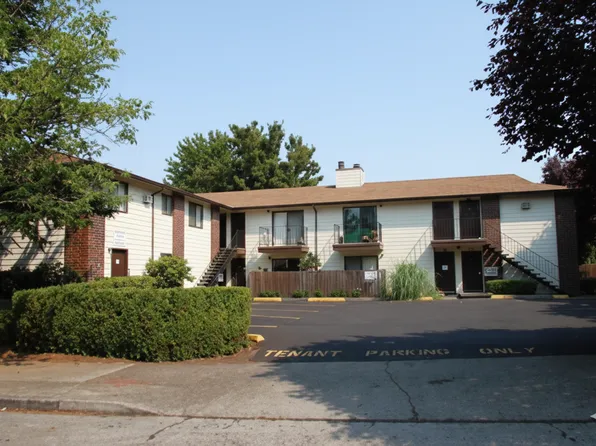 Sherman Place, 4911-4929 SE Sherman St #4927, Portland, OR 97215