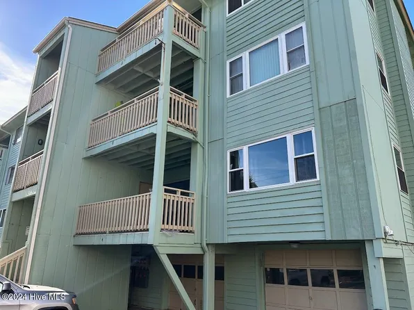 1715 Canal Drive #A8, Carolina Beach, NC 28428