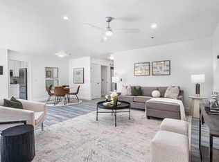 672 N San Antonio Rd, Los Altos, CA 94022