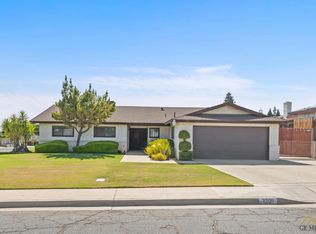 2700 Parkfield Ct, Bakersfield, CA 93306