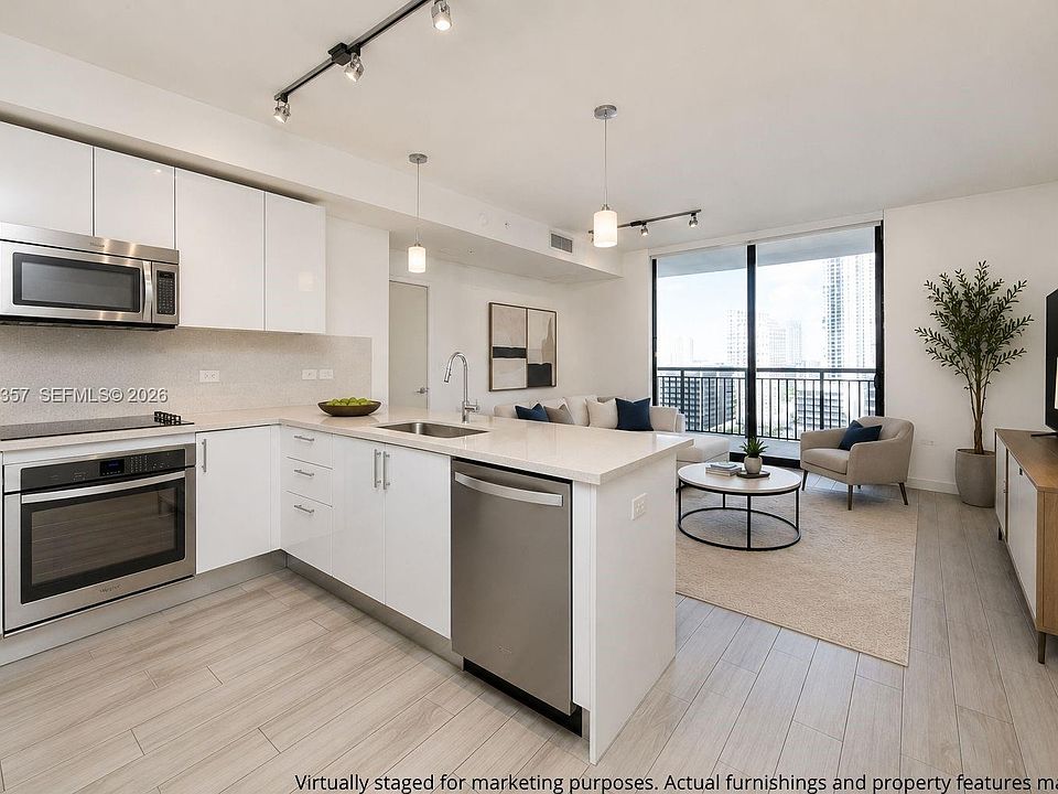 1st image of 999 SW 1st Ave APT 2402