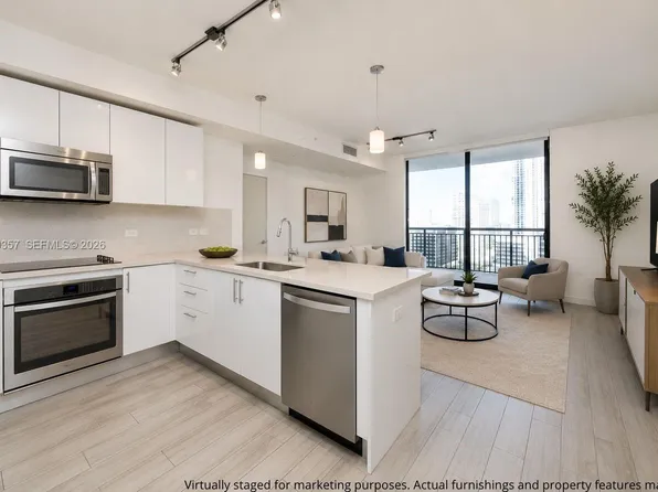 999 SW 1st Ave APT 2402, Miami, FL 33130