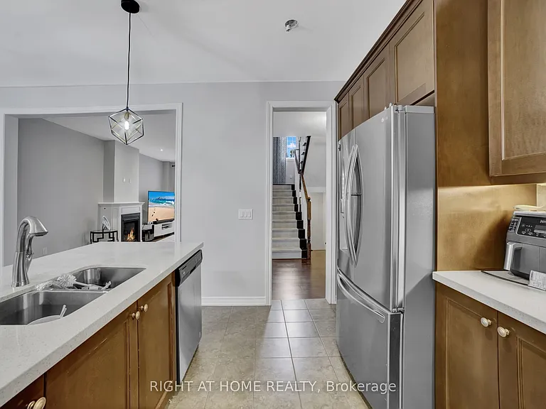 288 Raymond Rd — Photo 17