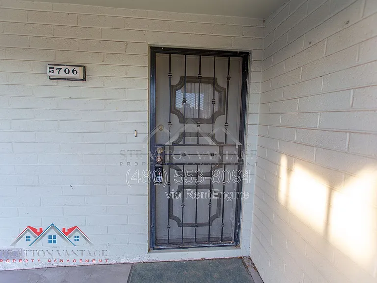 5706 E Des Moines St — Photo 5