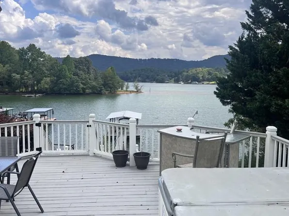 18 River St Unit 2B, Hiawassee, GA 30546