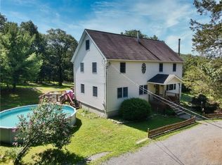 24 Fawn Hill Rd, Chester, NY 10918