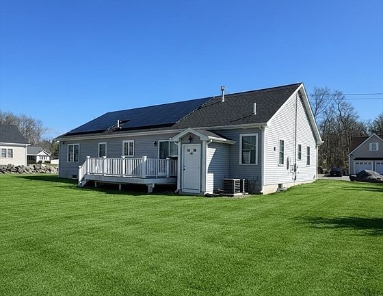 3rd image of 49 Pheasant Hill Rd