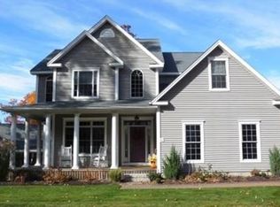 62 Julian Ave, Worcester, MA 01604