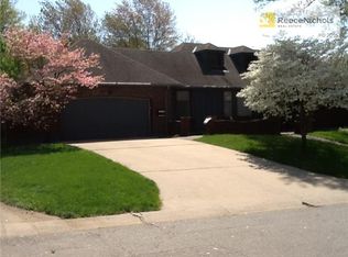 10701 E 56th Ter, Raytown, MO 64133