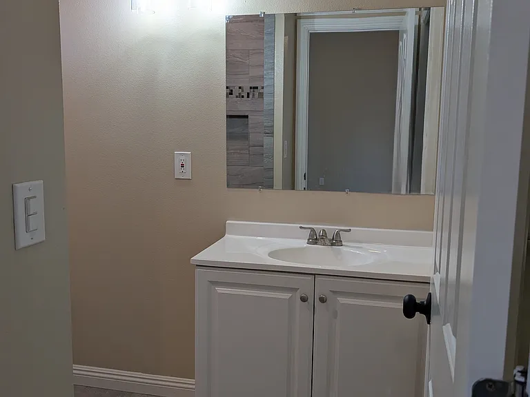 1018 Nightingale Pl — Photo 13