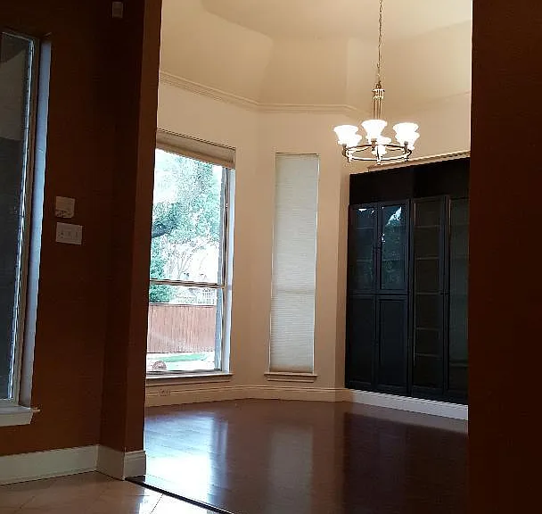 8609 Berwick Dr — Photo 13