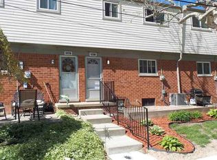 20871 Washington Dr, Roseville, MI 48066