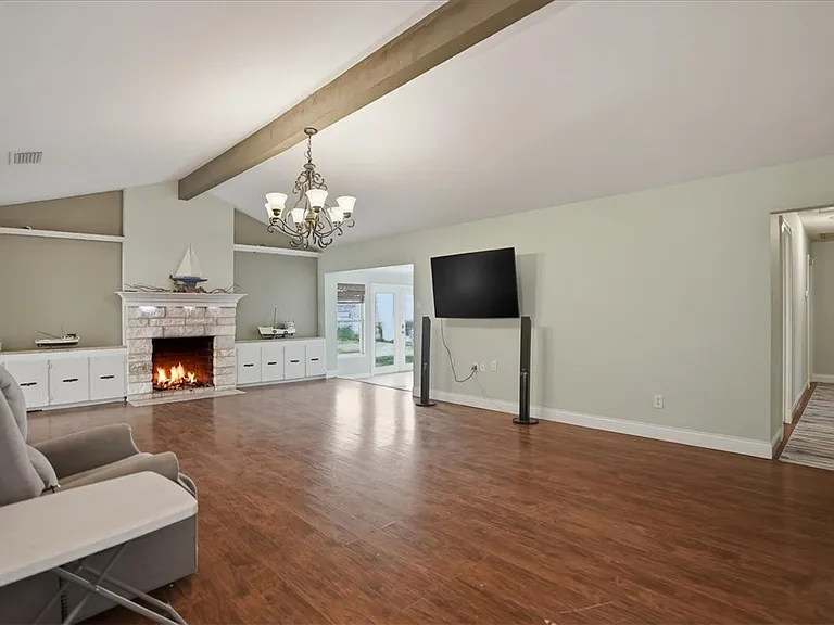 6826 Sahara Dr — Photo 7