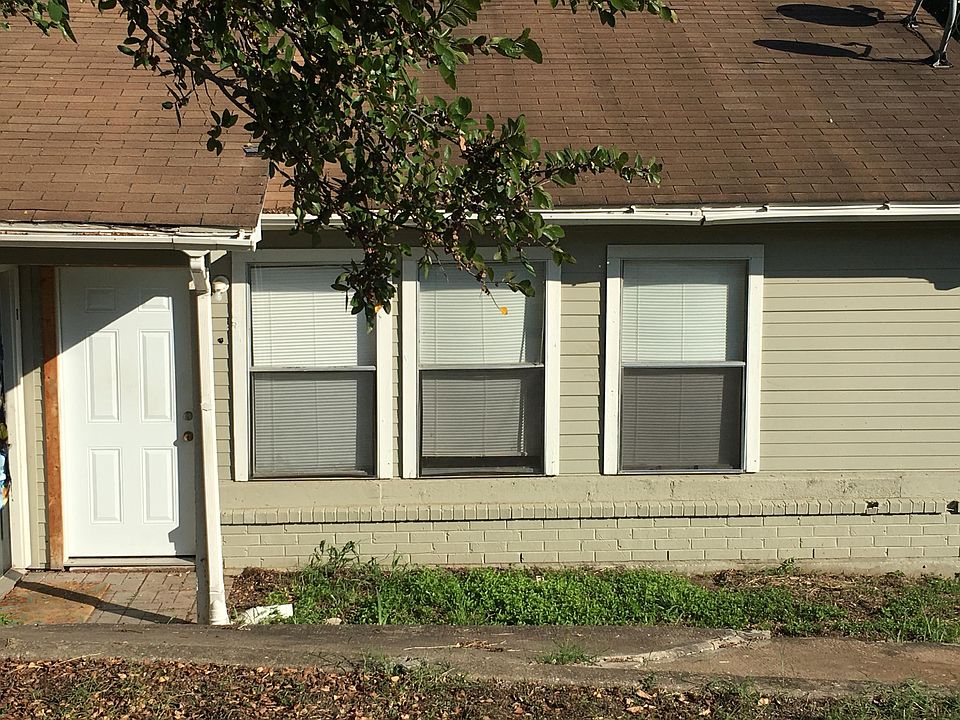 1st image of 6405 Auburn Dr #A