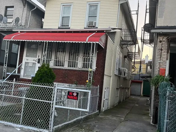 3046 Brighton 4 St, Brooklyn, NY 11235
