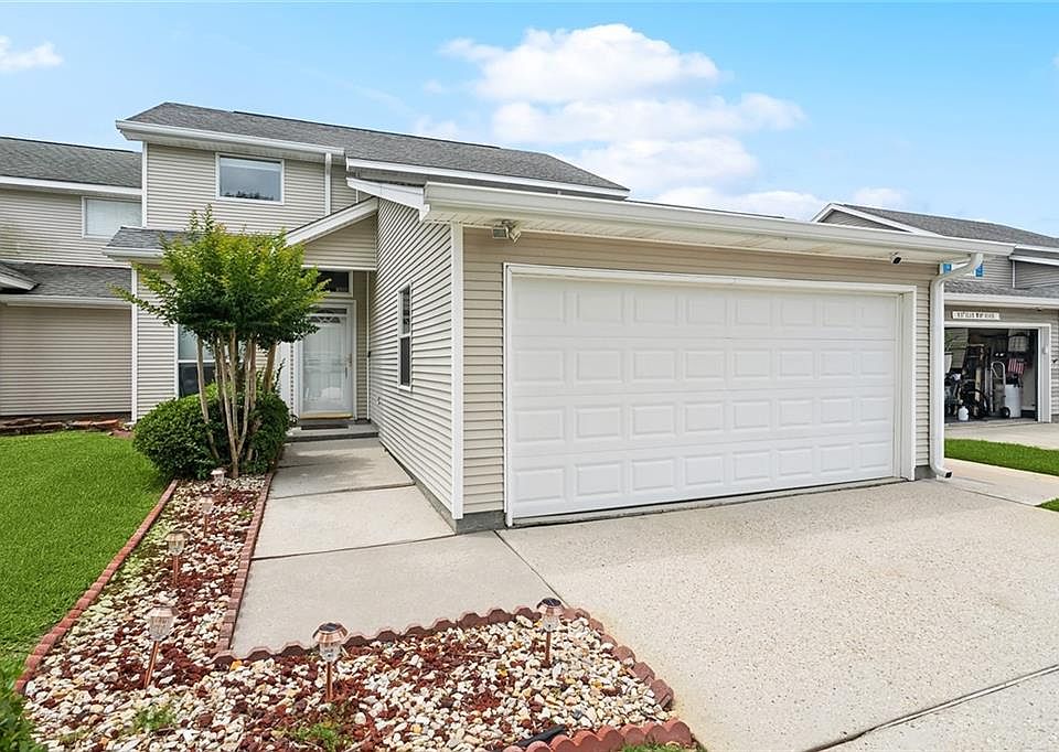 1st image of 1073 Marina Dr