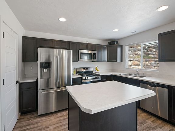 2nd image of 3079 S Willow Creek Dr