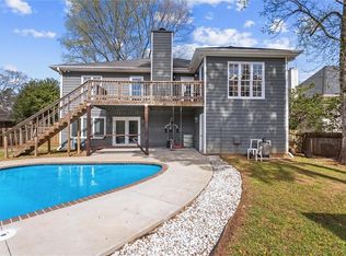 870 Hounds Ridge Ct, Lawrenceville, GA 30043