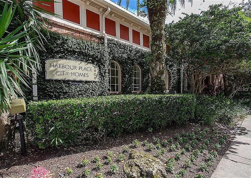 1st image of 501 Knights Run Ave APT 6104