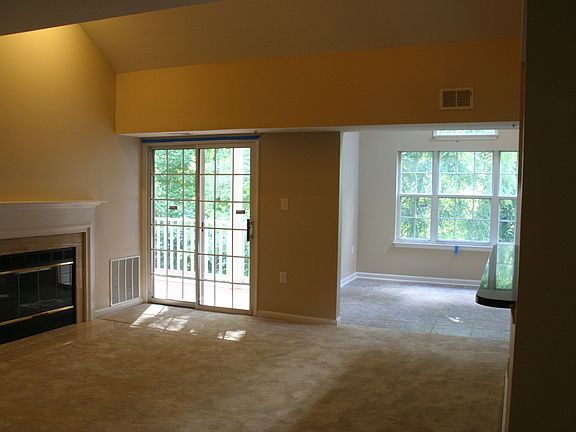 Balcony & Sunroom