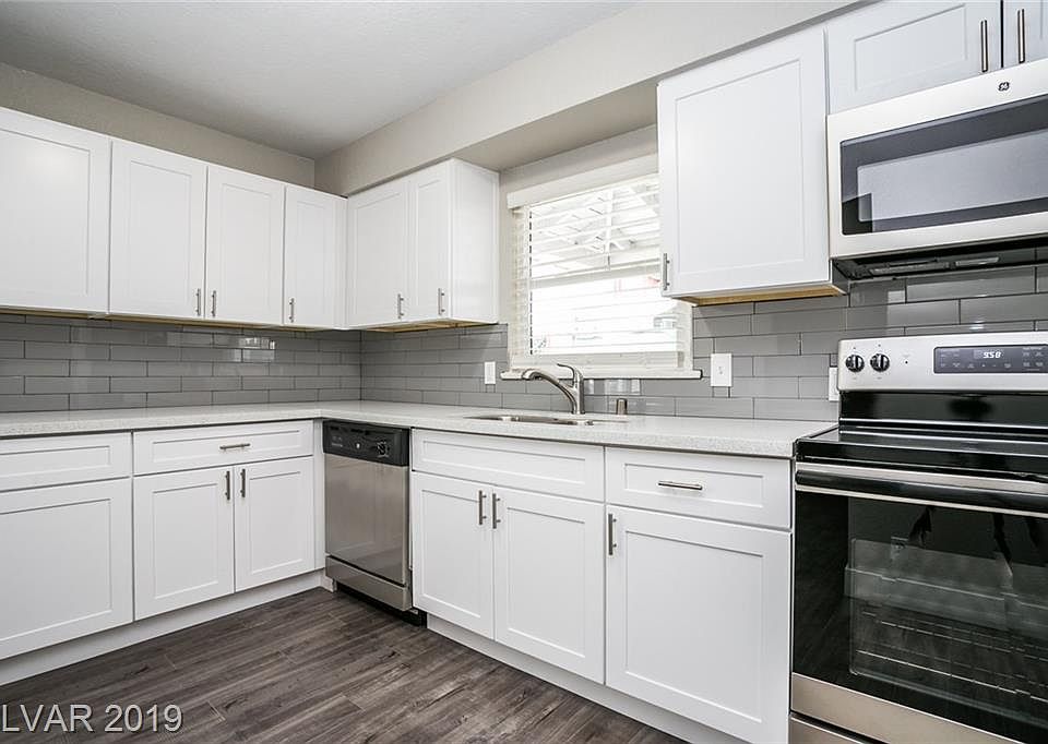1st image of 1011 Norman Ave
