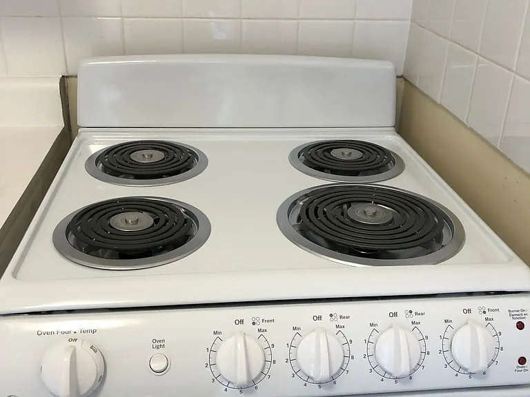 1055 Bay St #2210 — Photo 17