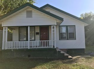 4164 E 1st St S, Tulsa, OK 74112