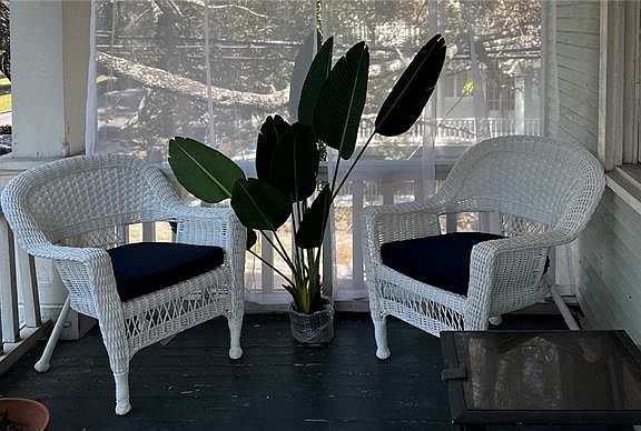 3rd image of 3033 Napoleon Ave