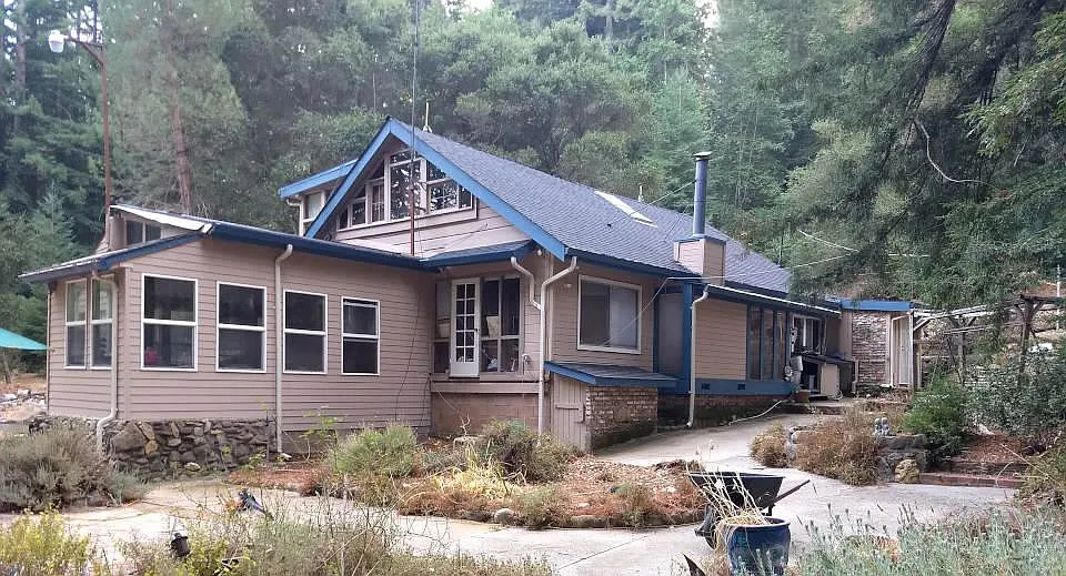 900 Harmon Gulch Rd photo 1
