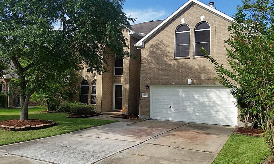 1st image of 311 Colony Creek Dr