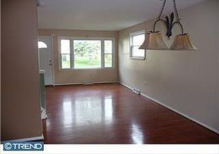 2nd image of 239 N Hills Ave #N