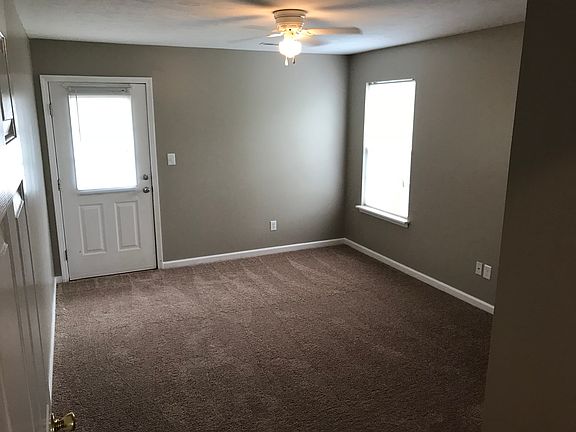 5th image of 2001 Cornerstone Dr APT 3