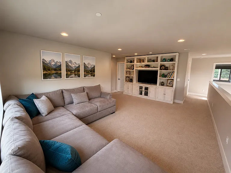 9816 S 200th Pl — Photo 24