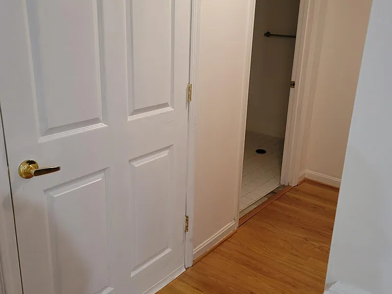 1533 N Colonial Ter #A — Photo 16