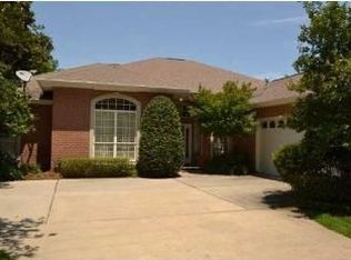 139 Highpoint Dr, Gulf Breeze, FL 32561