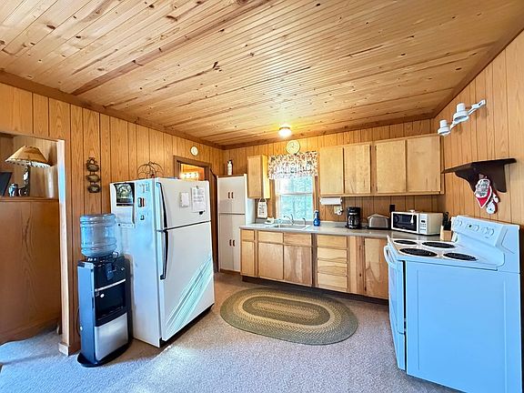5th image of 4572 Puls Rd