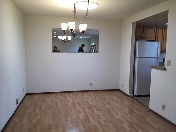 3rd image of 10770 Maxine Ave