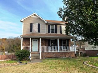 2630 Green Briar Dr, Clarksville, TN 37040