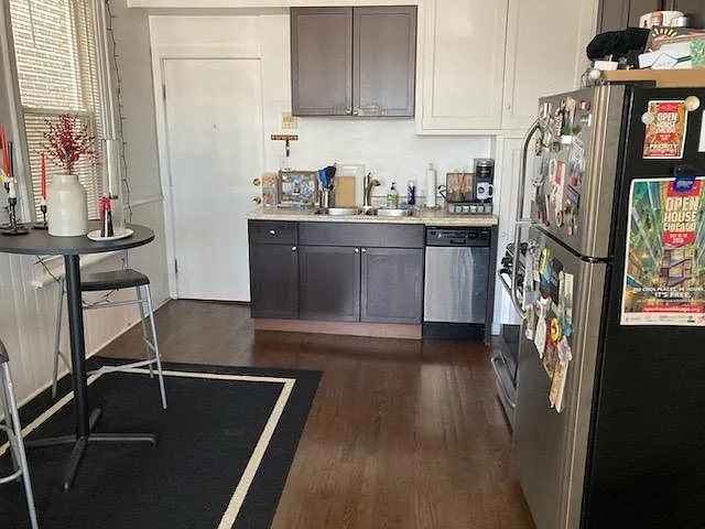 2219 N Seeley Ave #3R — Photo 4