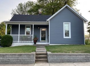 813 N 2nd St, Edwardsville, IL 62025