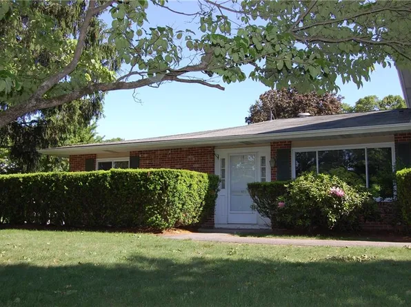 571 Pocasset Ct, Warwick, RI 02886